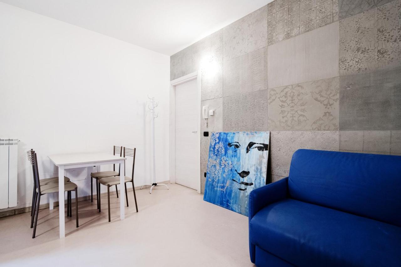 Апартаменты Blue Loft - The House Of Travelers Комо Экстерьер фото