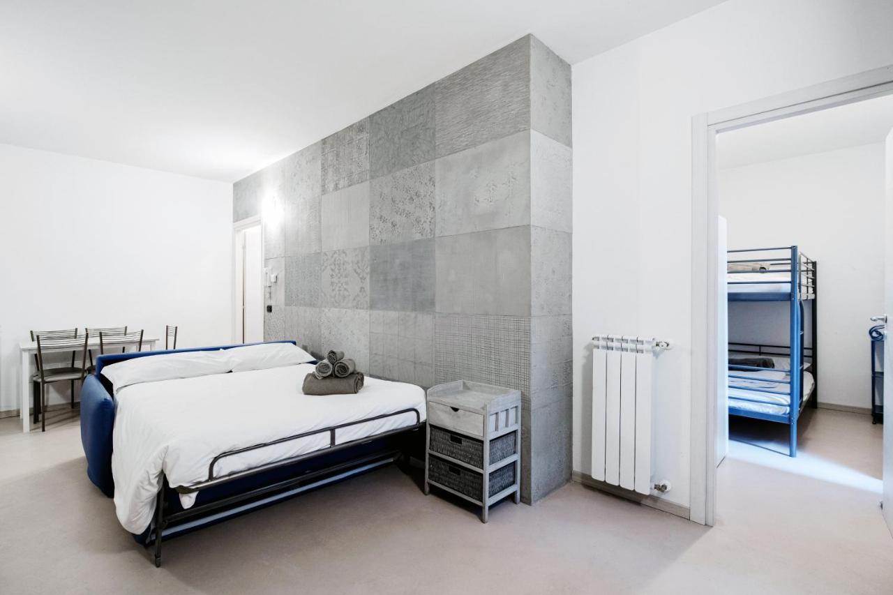 Апартаменты Blue Loft - The House Of Travelers Комо Экстерьер фото