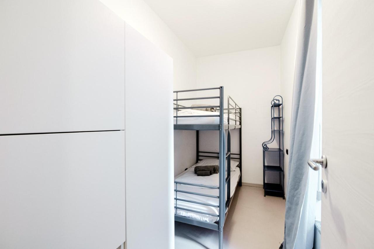 Апартаменты Blue Loft - The House Of Travelers Комо Экстерьер фото